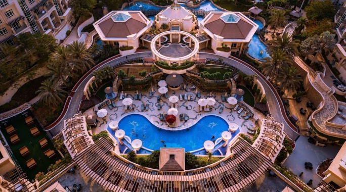 Hôtel Swissôtel Al Murooj Dubai 5*, Séjour Emirats Arabes Unis, Dubaï par Ôvoyages Hôtel Swissôtel Al Murooj Dubai 5*, Séjour Emirats Arabes Unis, Dubaï par Ôvoyages