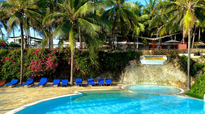 Hôtel Voyager Beach Resort 4* + Safari 2 nuits, Combiné Kenya par Ôvoyages Hôtel Voyager Beach Resort 4* + Safari 2 nuits, Combiné Kenya par Ôvoyages